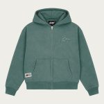 NOFS Green Zip Hoodie in dunkelgrünem Ton mit Reißverschluss