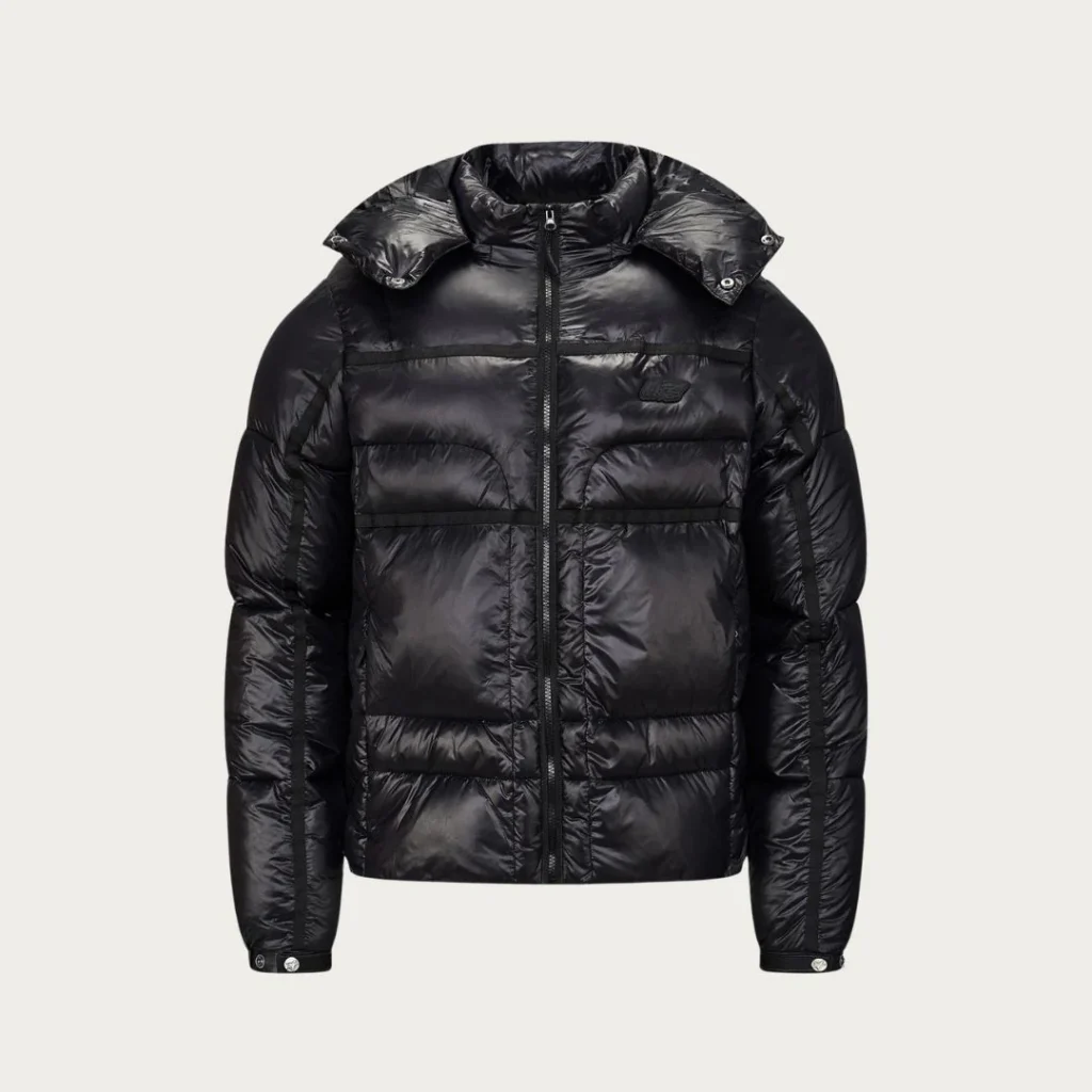 NOFS Black Puffer Jacket mit Kapuze und Chest Patch