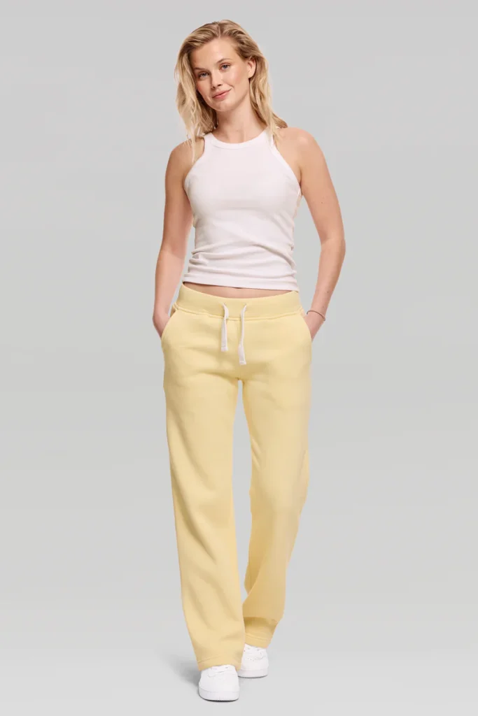 NOFS Lemon Sweatpants in Hellgelb mit geradem Bein