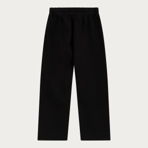 NOFS Black Studs Jogger mit Script Patch Details