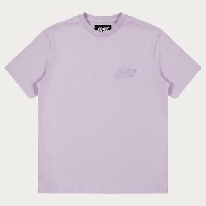 NOFS Lilac Basic Tee mit lila Tonal-Stick auf der Brust