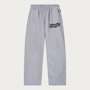 NOFS Grey Studs Jogger mit Script Patch Detail